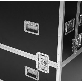 Phillips 84" U-Line Display Flightcase en 3 sections